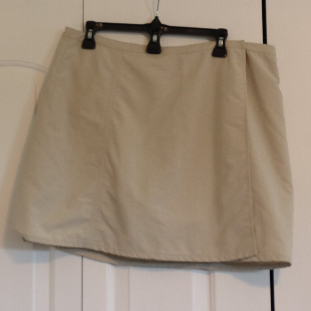 Royal Robbins Tan Active Wrap Front Nylon Skort Size 16 Active, Casual, Leisure